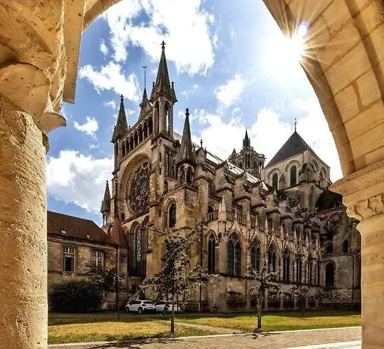 شقة Maison Medievale لووْ